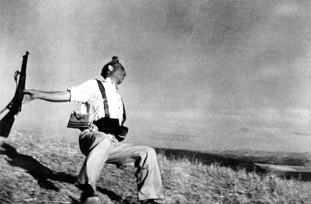 La foto de Robert Capa es uno de los iconos más conocidos del republicanismo español / Wikipedia