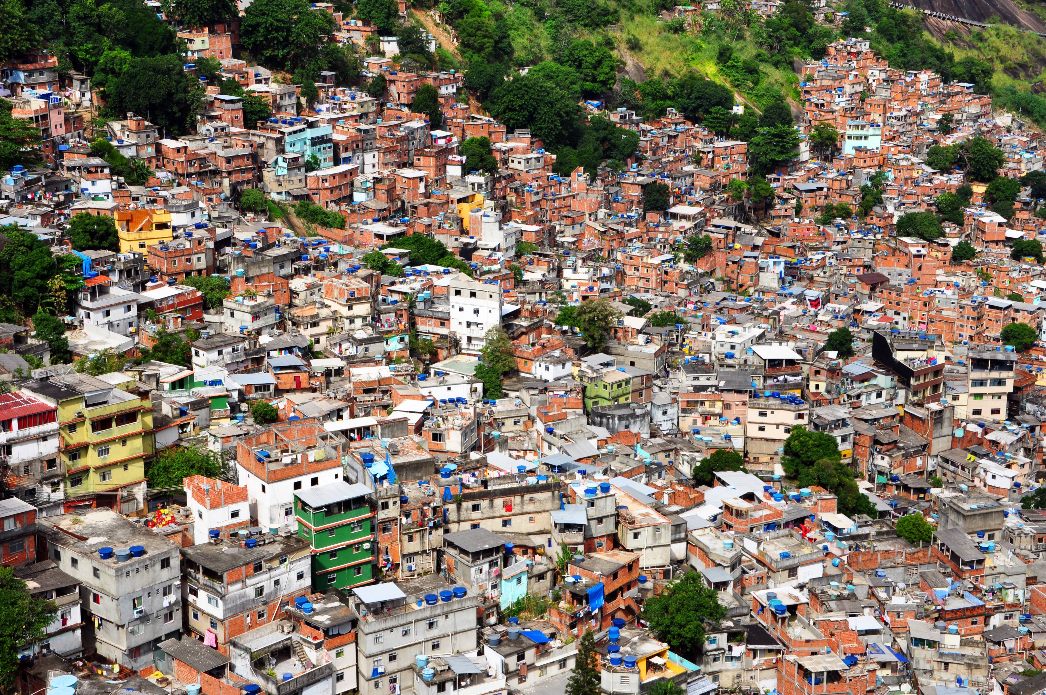 1_rocinha_favela_closeup